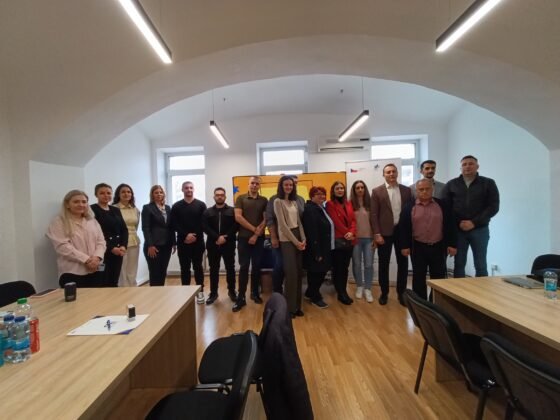 Contracts for internship employment signed at SEI Centre in Brčko